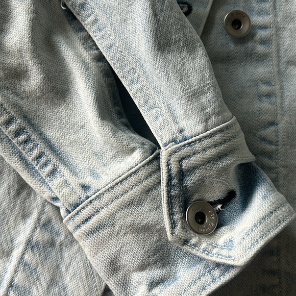 RAG&BONE light wash jean jacket - Picture 4 of 8